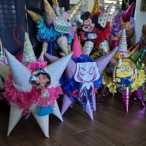 Colorful Kids Party Piñata Set
